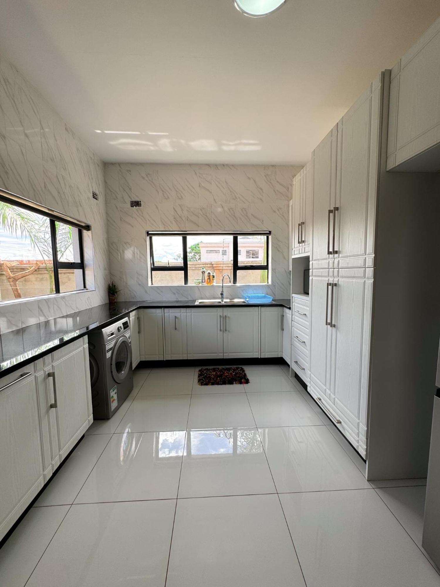 Holiday Villa Harare Luaran gambar