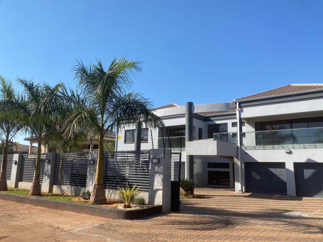 Holiday Villa Harare Luaran gambar