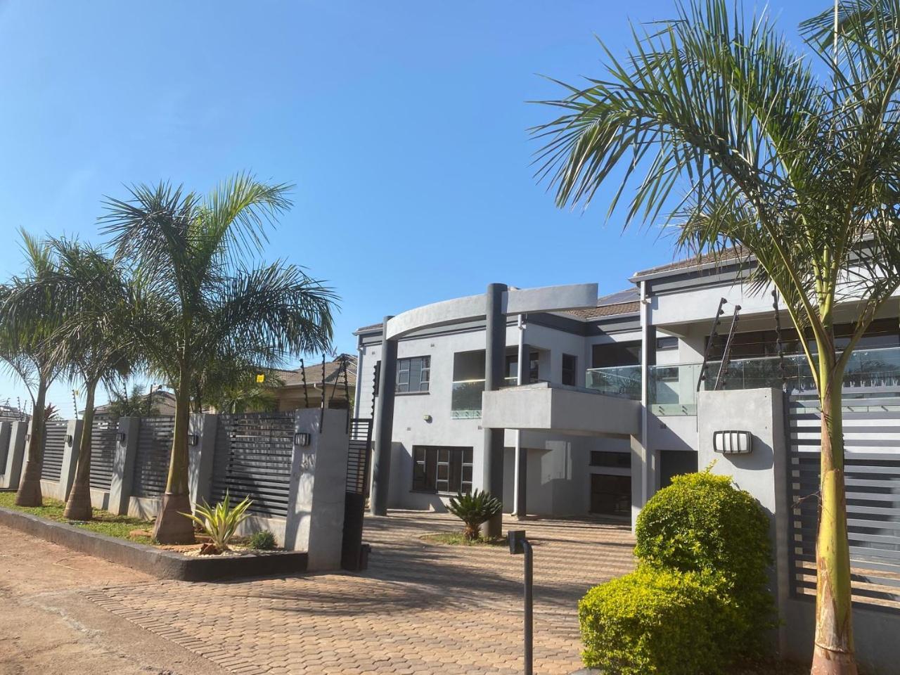 Holiday Villa Harare Luaran gambar
