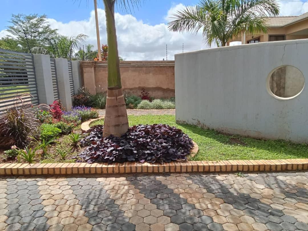 Holiday Villa Harare Luaran gambar